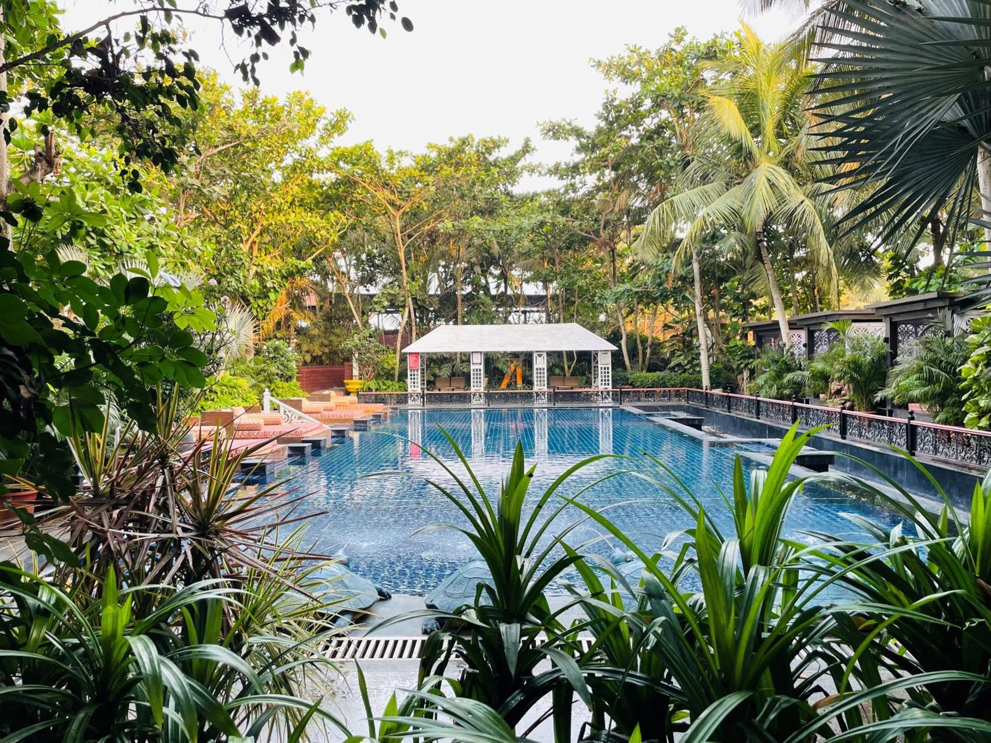 Mayfair Palm Beach Resort Gopalpur  Exterior photo